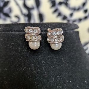Elegant Pearl and Crystal Earrings Pierced Silvertone